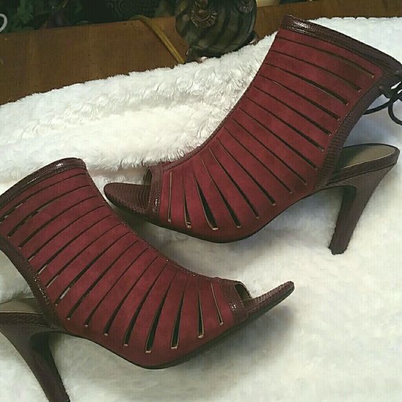 Rialto Shoes - Rialto Rori PeepToe Bootie Size 7 1/2 M